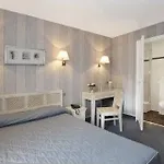 Carladez Cambronne 3* Parijs