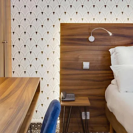 Hotell Carladez Cambronne Paris