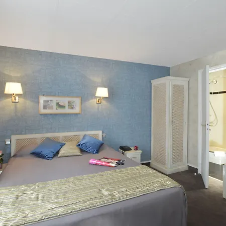 Hotel Carladez Cambronne