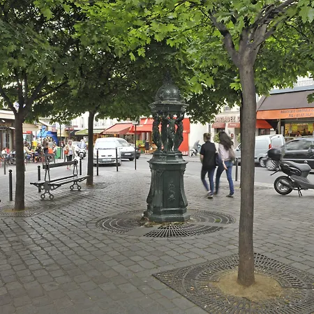 Carladez Cambronne Hotel 3*
