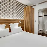 Carladez Cambronne Hotel Paris