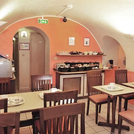 Hotel Carladez Cambronne